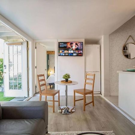King Garden Suite/20 Mins To Dwntwn Vancouvr/Petok North Vancouver Exterior photo